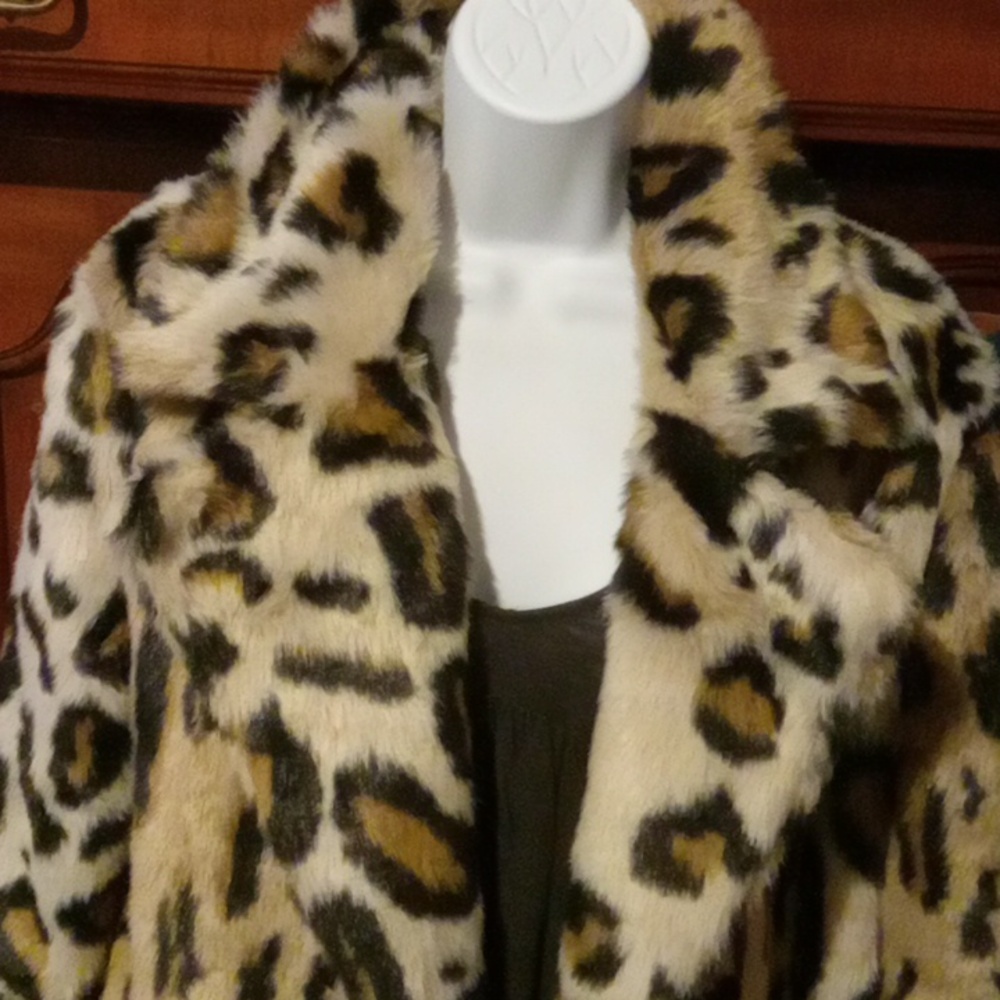Womens leopard fur coat